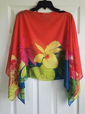 New!!! Bandolino ✨️ Women's Coral Floral Sheer Poncho One Size